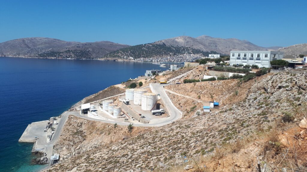 1. Αυτοψίες πεδίου στο πλαίσιο της περιβαλλοντικής αδειοδότησης σύνθετων λιμενικών εγκαταστάσεων, σταθμών αποθήκευσης και διακίνησης υγρών καυσίμων και μονάδων ιχθυοκαλλιέργειας. — φωτογραφία 3
